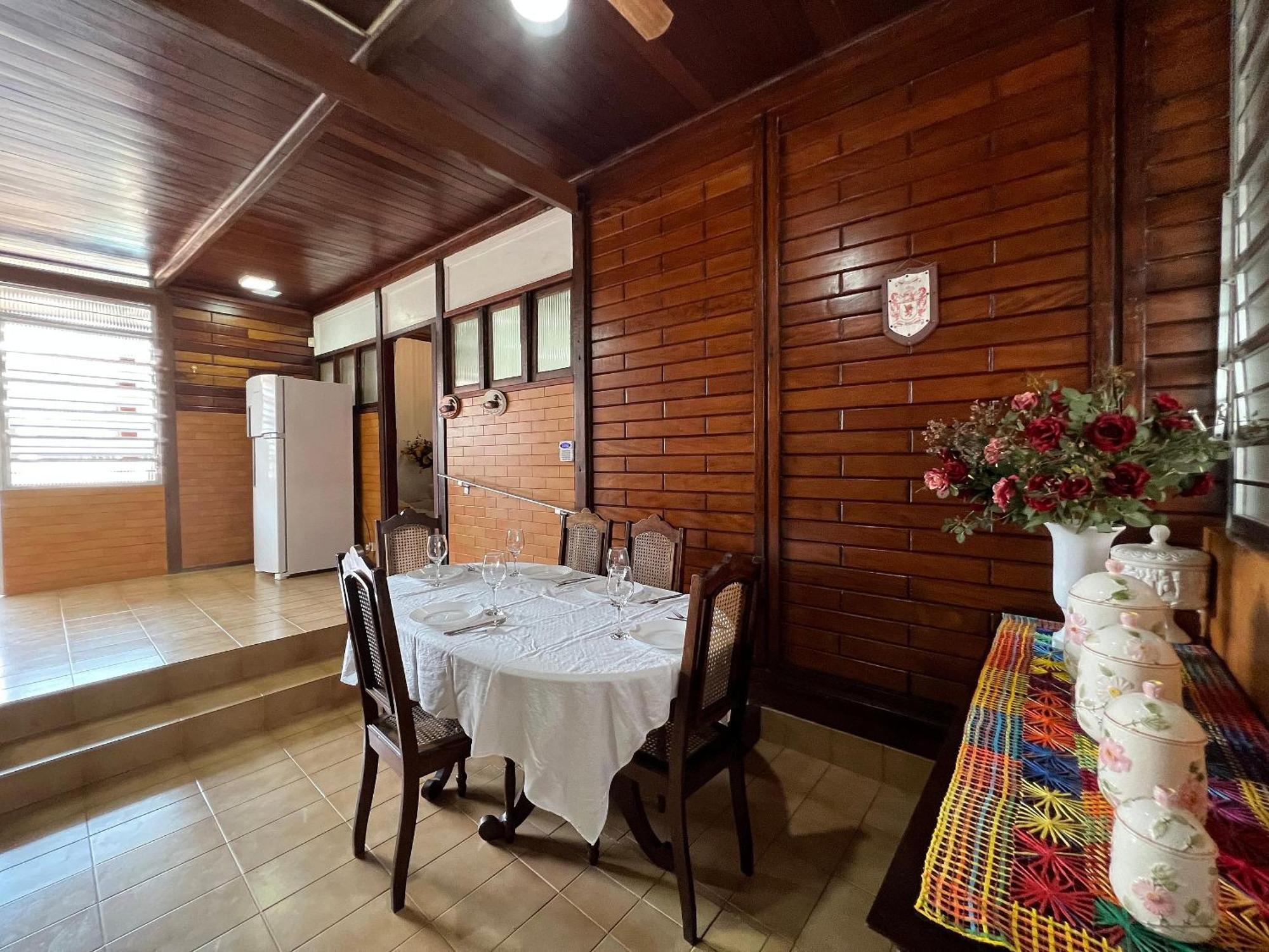 Casa Agradavel Com Piscina, A Poucos Passos Da Praia Peruíbe Zewnętrze zdjęcie