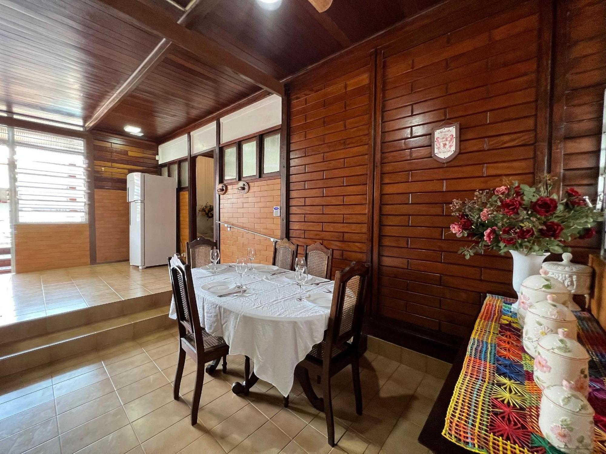 Casa Agradavel Com Piscina, A Poucos Passos Da Praia Peruíbe Zewnętrze zdjęcie