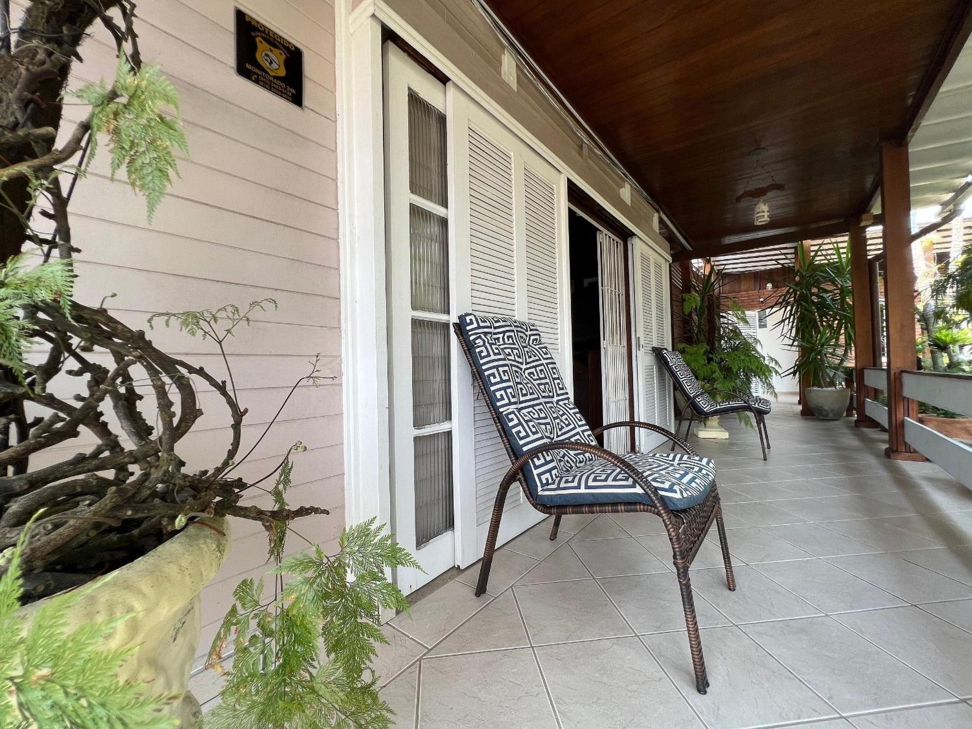 Casa Agradavel Com Piscina, A Poucos Passos Da Praia Peruíbe Zewnętrze zdjęcie